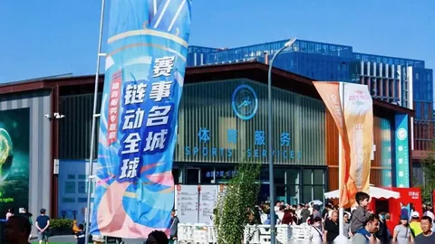哈維西蒙斯续约加盟莱比锡，巴黎俱乐部拒绝放行
